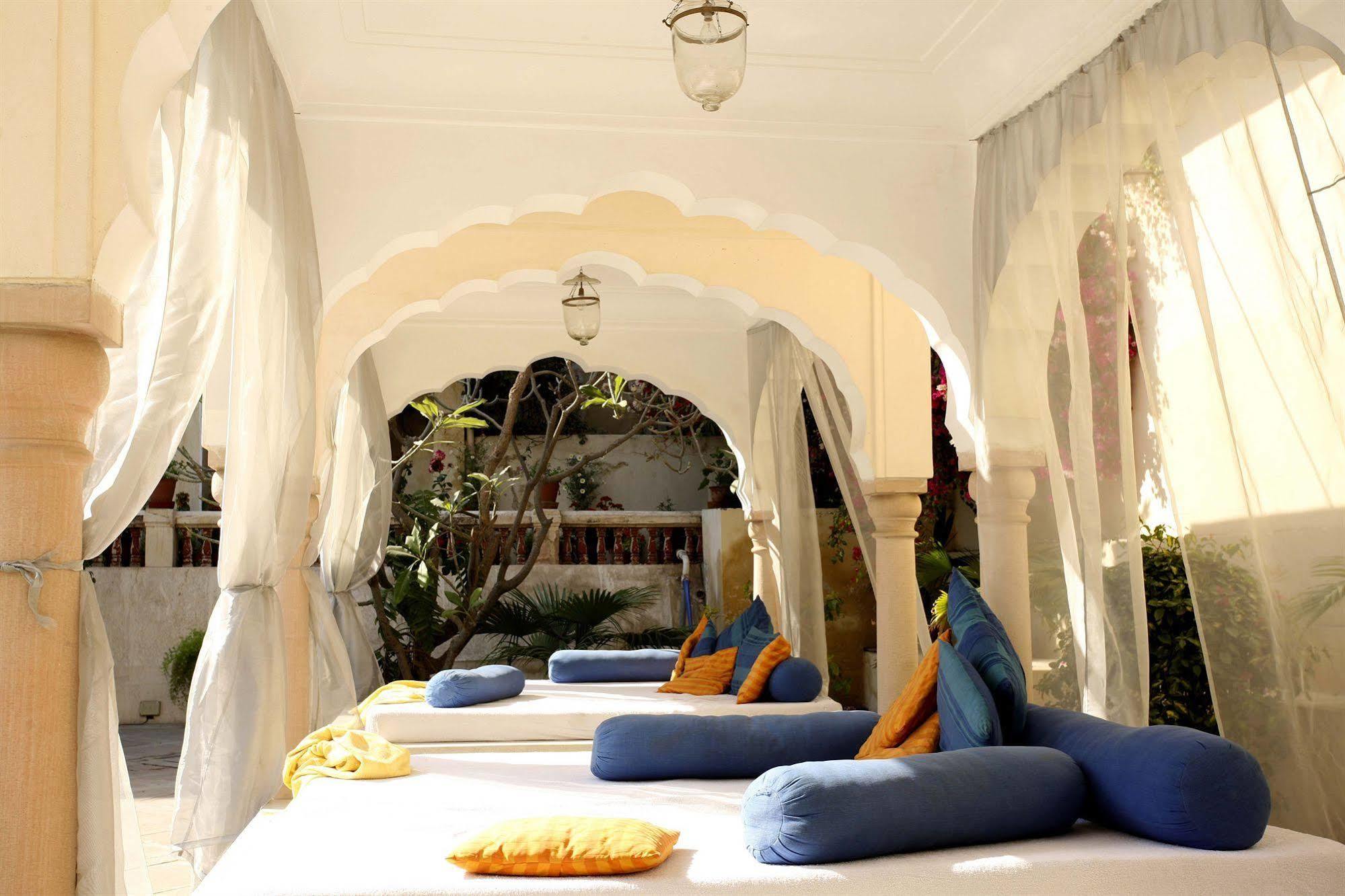 Samode Haveli Hotel Jaipur Exterior photo